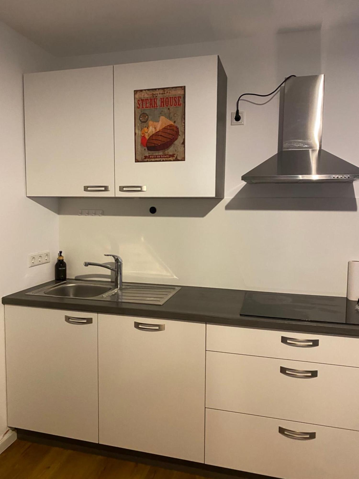 Apartment Roomy Comfort - Zwischen Heidelberg Und Mannheim 에딘겐넥카르하우젠 외부 사진